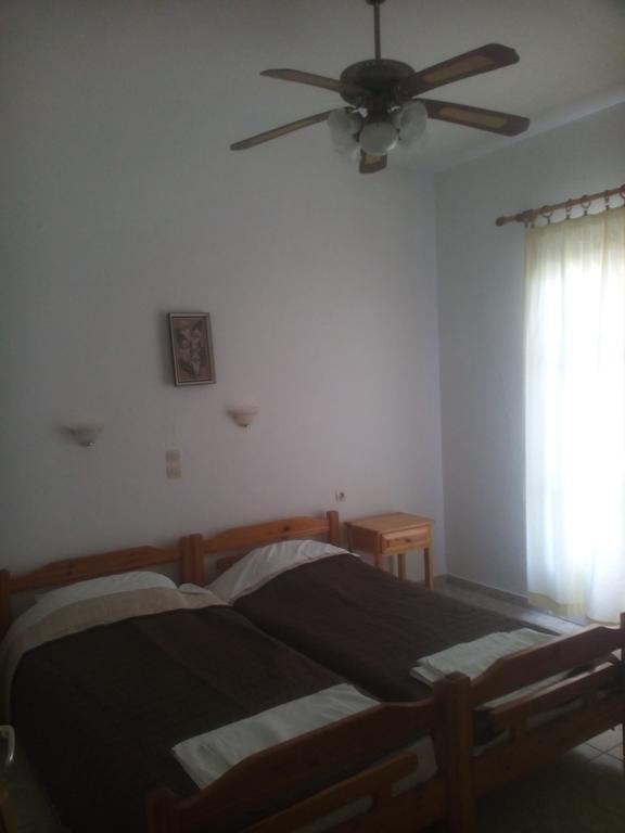 Karagiozos Studios & Apartments Skopelos stad Exteriör bild